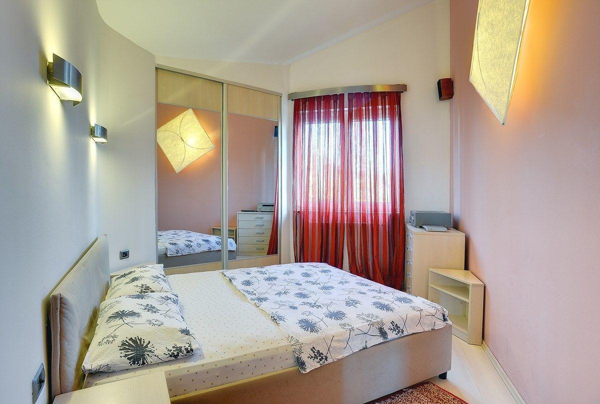 Valdefora Apartment